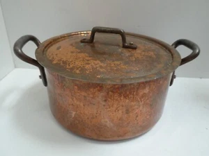 VINTAGE HEAVY BASE COPPER LIDDED POT PAN SAUCEPAN CAST IRON HANDLES - Picture 1 of 9