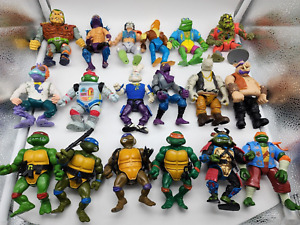 HUGE Lot of 18 Vintage TMNT 1980/1990 Teenage Mutant Ninja Turtle Action Figures