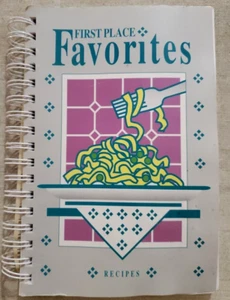 First Place Favorites Recipes Cookbook By Houston's First Baptist Church 1992 - Bild 1 von 18