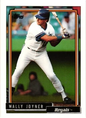 1992 TOPPS TRADED BASEBALL GOLD WALLY JOYNER #59T - Image 1 of 2