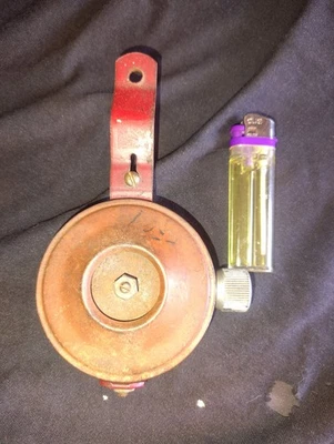 ¿Vintage años 50? Pizarra sirena bocina bocina irritante para bicicleta como encontrada Foto 1 de 4