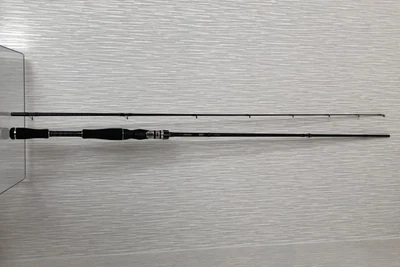 DAIWA Cronos 662MB Baitcasting Fish Rod 6.5ft 2-Piece Used - Image 1 of 4