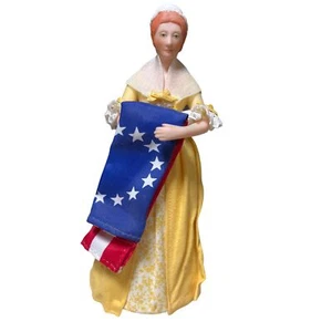 Great American Women Figurine Betsy Ross in Box COA US Historical Society - Picture 1 of 10