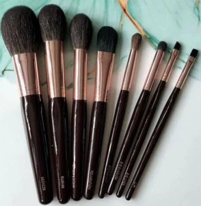 charlotte tilbury 8 Pcs Face & Eye Brush set - Picture 1 of 17