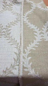 1,5 m di farina d'avena/ecru modello ghirlanda larghezza 150 cm. Arredamento morbido - Foto 1 di 1