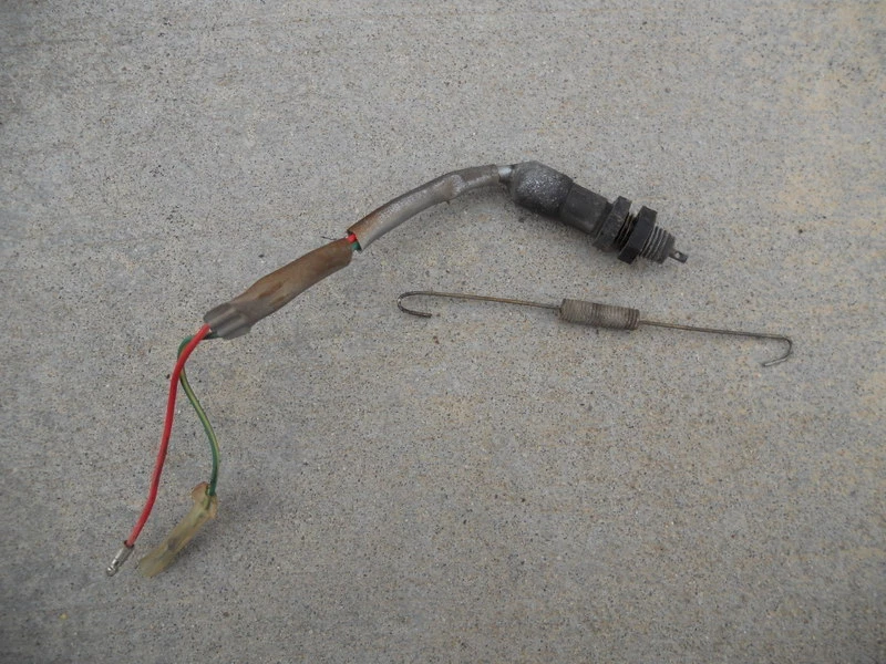 1972 HONDA CT90 #20 BRAKE SWITCH - Image 1 of 1