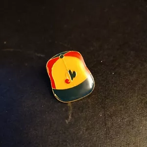 1980s Vtg Montreal Expos Pin Lapel Hat Button MLB baseball Canada - Picture 1 of 3