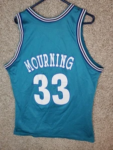 Vintage Alonzo Mourning Charlotte Hornets Champion Basketball Trikot Gr. 44 USA Made  - Bild 1 von 9