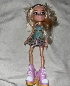 Bratz Sweet Style Cloe Puppe ohne Zubehör - Bild 1 von 6