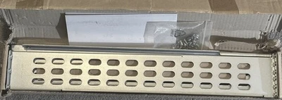 APC 0M-756H Rev 12 Sliding Rail Kit Smart-UPS 4-Post Rackmount 65-230LBS - Image 1 of 3