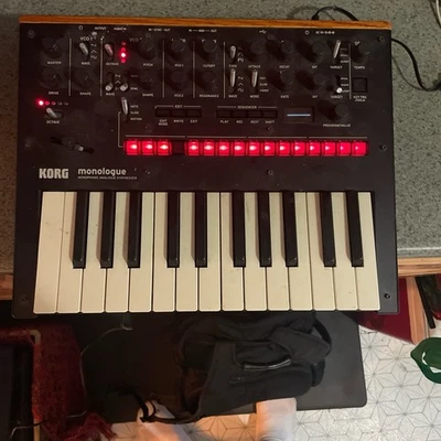 KORG Monologue Monofónico Analógico Sintetizador Foto 1 de 3