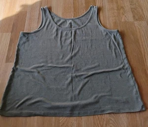 Camiseta sin mangas para mujer Cato Plus Sportswear verde oliva 18/20 W - Imagen 1 de 6