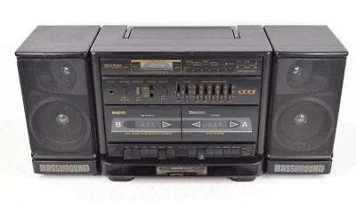 RARO Sanyo C777 Boombox Doble Cassette Deck AM/FM Radio Bajo Envolvente 4 REPARACIÓN Foto 1 de 4