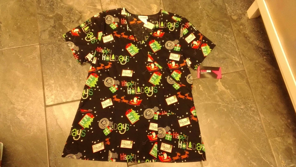 NWT SCRUB STAR WOMENS SCRUB TOP HAPPY HOLIDAY M XL 2X 3X - Image 1 of 1
