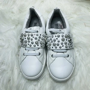 Michael Kors Girls Ivy Chic White Pearl Studs Sneakers Sz 13 Youth - Picture 1 of 5