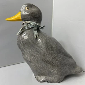 Vintage Enesco Ceramic Grey Sitting Duck Figurine 7.5" SO CUTE - Bild 1 von 6