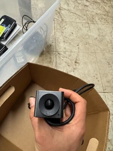 Huddly GO 1.0 Video Conferencing USB-C Wide Angle Webcam 16MP 720p 30fps - Picture 1 of 4