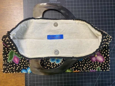 Bolso de Mano Laurel Burch Colorido Gato Bolso de Mano Asas de Cuerno Cuentas Negro Floral Foto 1 de 3