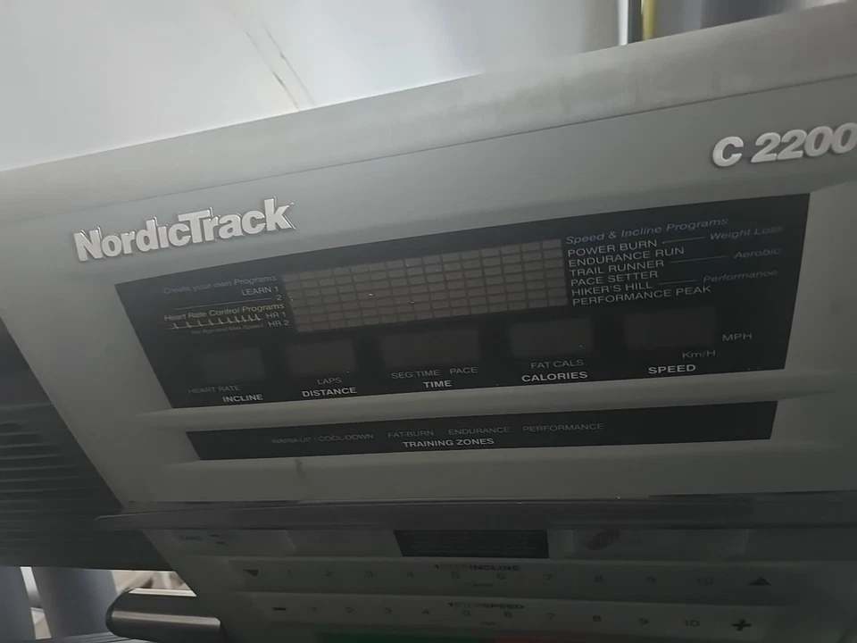 Pantalla de panel de control de cinta de correr NORDICTRACK C1900 con ventiladores y llave COMPLETO BONITO Foto 1 de 1