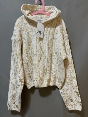 Suéter Zara feminino manga longa com capuz estampado metálico tamanho 11-12 creme/dourado novo com etiquetas - Imagem 1 de 4