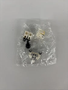 LEGO Star Wars Clone Trooper Pilot (Phase 1) Yellow Markings Black Head SW0355 * - Picture 1 of 3