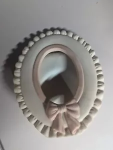 Lovely Vtg Avon Porcelin Picture Frame Beige w Pink Bow - Picture 1 of 5