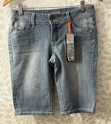Vintage Boom Boom Y2K Junior’s 5 Low Rise Long Jean Shorts Denim HANGTAG - Image 1 of 4