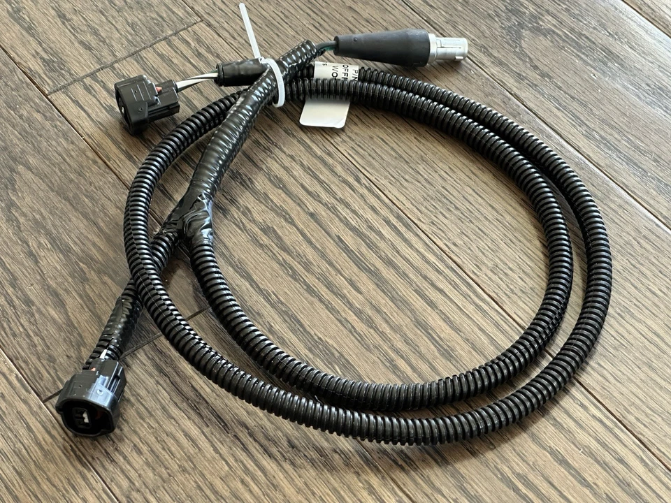 Arnés antiniebla auxiliar todoterreno Toyota FJ Cruiser 2007-2014 genuino OEM Foto 1 de 1