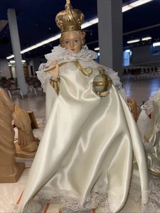 Vintage Infant Of Prague Statue - Picture 1 of 9