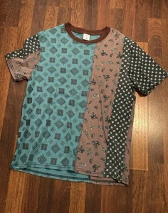 Urban Outfitters Men’s Vertical Pattern Block Patchwork Tee Shirt Large NWOT - Picture 1 of 5