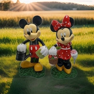 Estatuas de jardín vintage Kmart Disney Mickey y Minnie Mouse 12,5" pintadas a mano - Imagen 1 de 7