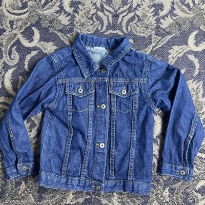 Chaqueta de mezclilla azul Wrangler de colección para niños espalda de caballo juvenil talla 5 Foto 1 de 4