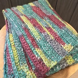GRANDMA MADE THIS! Knitted 34" x 22" Lapghan Afghan Baby Blanket - Super Soft! - Picture 1 of 3