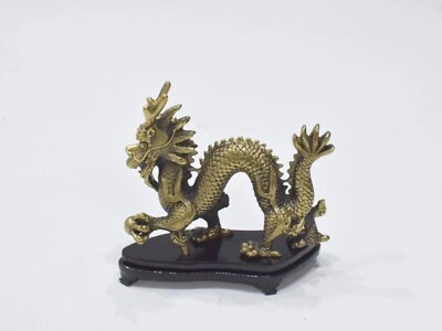 Figura de dragón chino de latón sobre soporte Foto 1 de 4