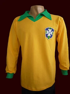 BRAZIL CHAMPION SOCCER WORLD CUP CHILE 1962 GARRINCHA Vintage jersey - REPLICA - Picture 1 of 2