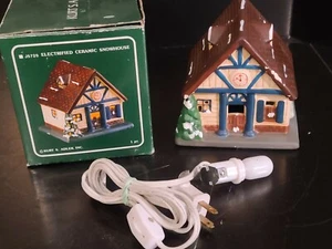 Vintage Lighted Kurt S Adler Ceramic Electrified Snow House In Box - Picture 1 of 7