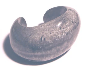 DECLARACIÓN MODERNISTA PULSERA DE RESINA GRIS PERLA GRIS PERLA escultura CHRISTIAN MIGEON PARIS - Imagen 1 de 5