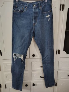 Levi's 501 blaue Herrenjeans Größe 29 x 32 gerades Bein Denim distressed  - Bild 1 von 9