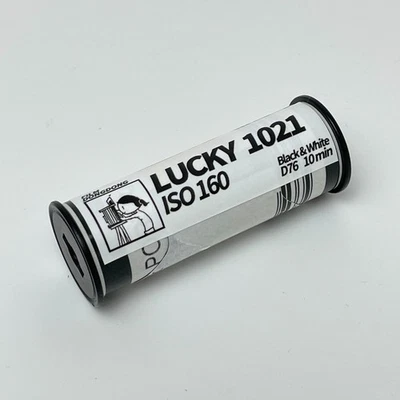 【2rolls】LUCKY1021 120film,Black and White Negative Film, ISO160 (120 Roll Film) - Image 1 of 4