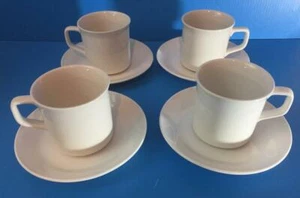JB 4 Johnson Brothers TIVOLI TASSE & UNTERTASSE SETS weiß Ironstone England Kaffee - Bild 1 von 2