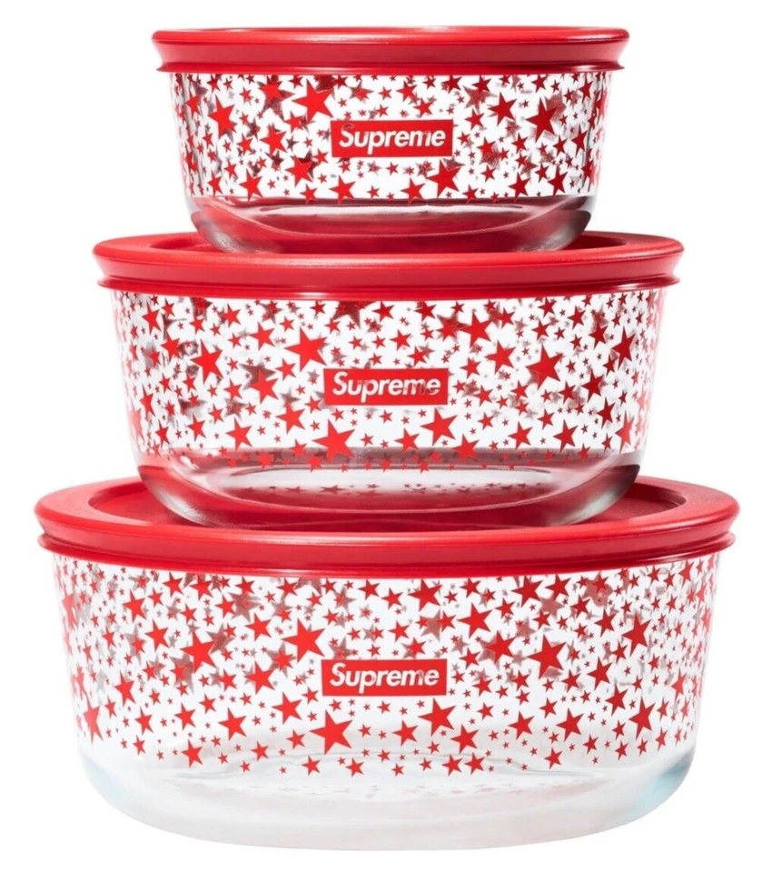 Supreme Set of 3 Pyrex Bowls FW23 Red In Hand