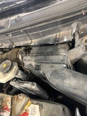 Conjunto de filtro de aire usado se adapta a: Nissan Rogue QR25DE 2015 2,5 L VIN 5 primer dígito EE. UU. Foto 1 de 4