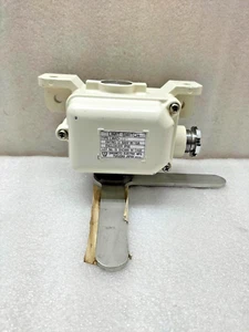 SAKAMOTO ELECTRIC LWIO-SB1 LIMIT SWITCH 500V 10A IP66 - Picture 1 of 7
