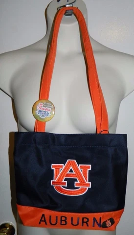 2007 Chick-fil-A Peach Bowl Auburn University Swag Bag Pin Key Chain Charm Cover