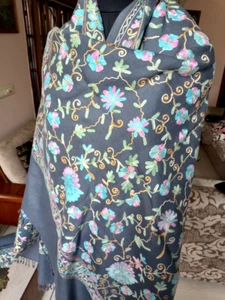 GRIS 100% Cachemira Vibrante Bordado a Mano Floral Bufanda Cachemira Pashmina Envoltura - Imagen 1 de 13