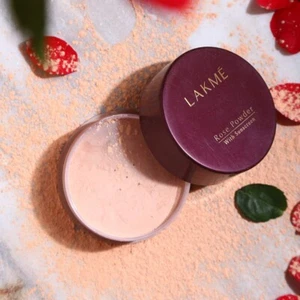 Lakme Rose Powder 02 Rosa Caldo con Protezione Solare 40g - Foto 1 di 4