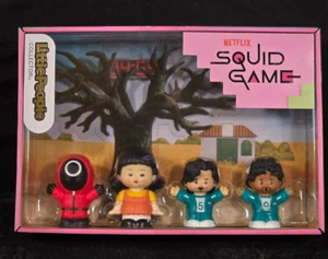 Fisher Price Netflix Squid Game Little People Collector 4 Pack NEW IN BOX NIB - Picture 1 of 5