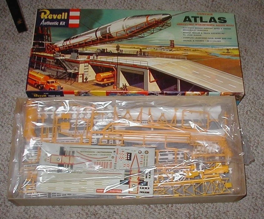 Revell Convair Atlas ICBM Original 1958 "S" Kit Issue 1/110 COMPLETE - Image 1 of 1