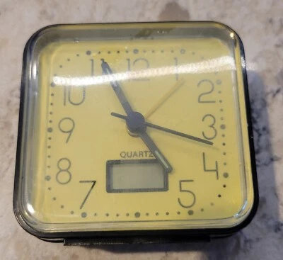 Quartz Glow In The Dark Alarm Clock (1) Time Temperature Battery Operated - Image 1 of 3