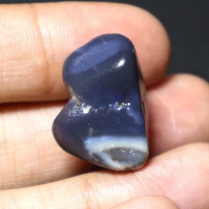 25.00 Carat Black Australian Opal Natural Lightning Ridge Rough Opal 23X17X14MM - Picture 1 of 9